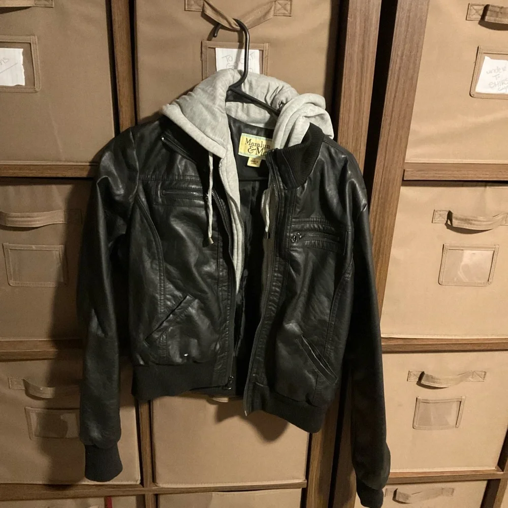 Jacket - Picture 2 of 4